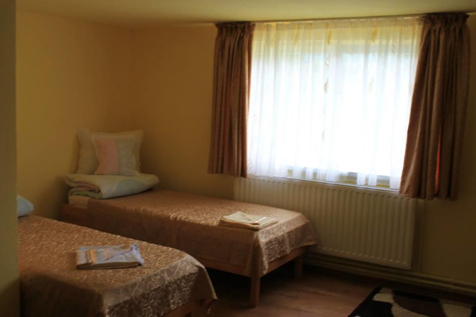 Ersa Panzio Bisericani (Harghita) Ruang foto